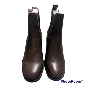 Cougar brown Chelsea Boots